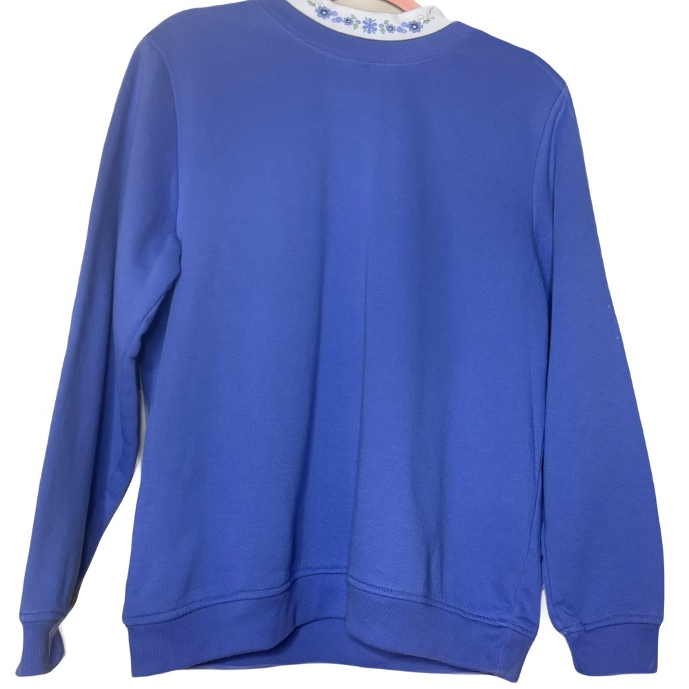 Blair Vintage Women's Blue Floral Collared Sweatshirt